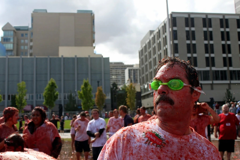 Lễ hội cà chua La Tomatina thú vị 'nhuộm đỏ' Tây Ban Nha 8