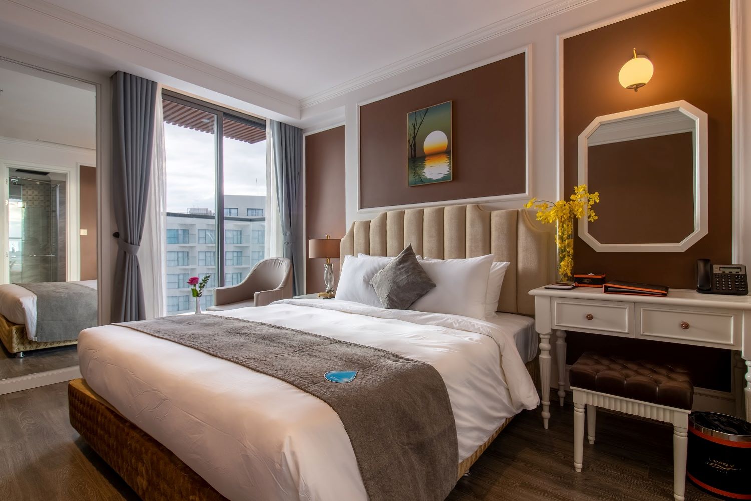 La Vague Hotel toát lên dáng vẻ thanh lịch giữa lòng thành phố biển Nha Trang 3