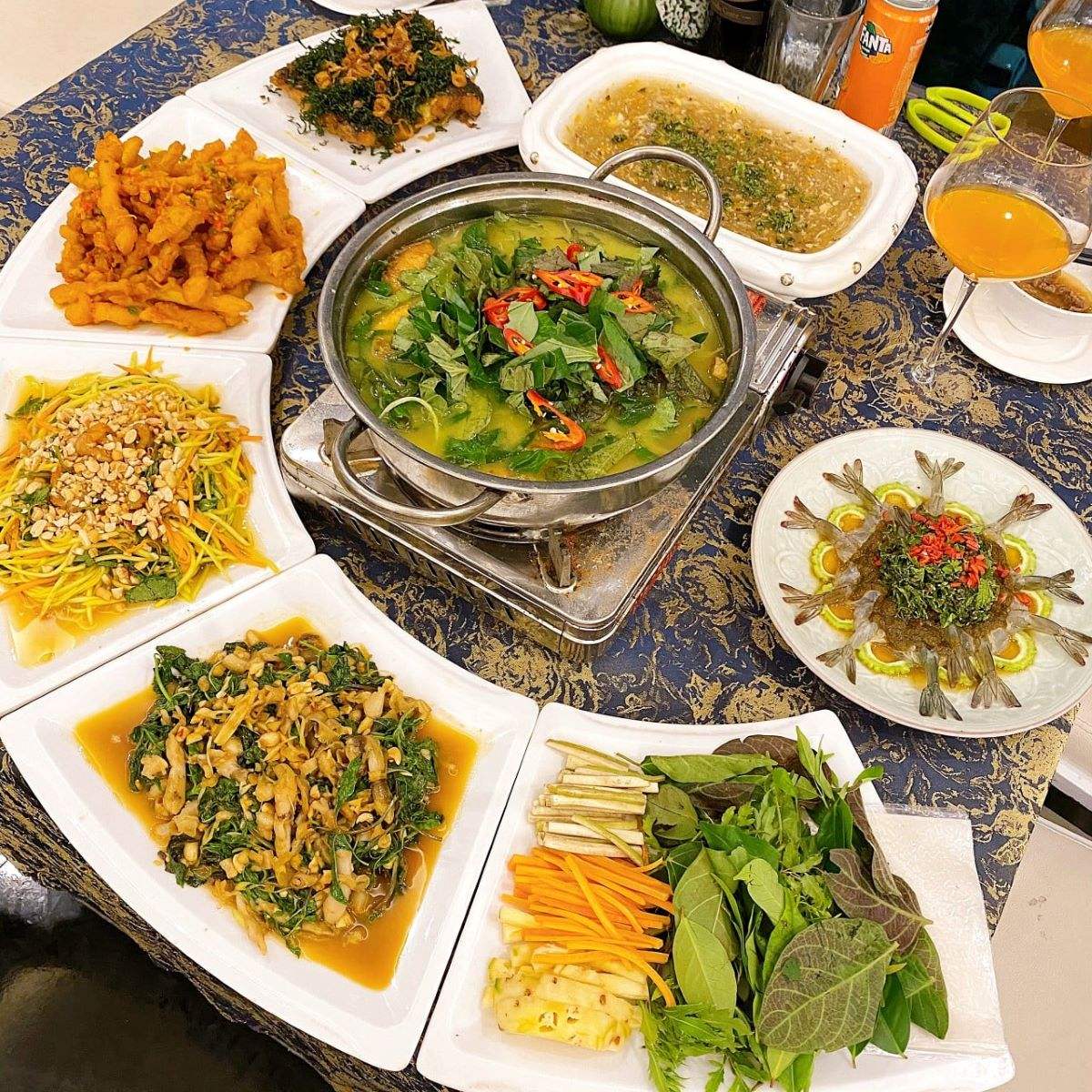 Lạc lối tại thiên đường hải sản Ngư Trường Buffet Hải Sản Hải Phòng 7