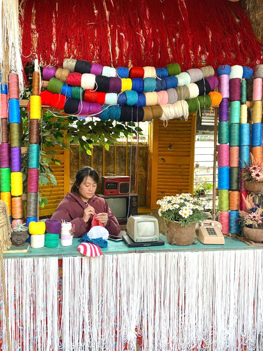 Lặng Art Cafe - Lặng yên trải nghiệm cà phê của những đứa trẻ khiếm thính giữa lòng Đà Lạt 15