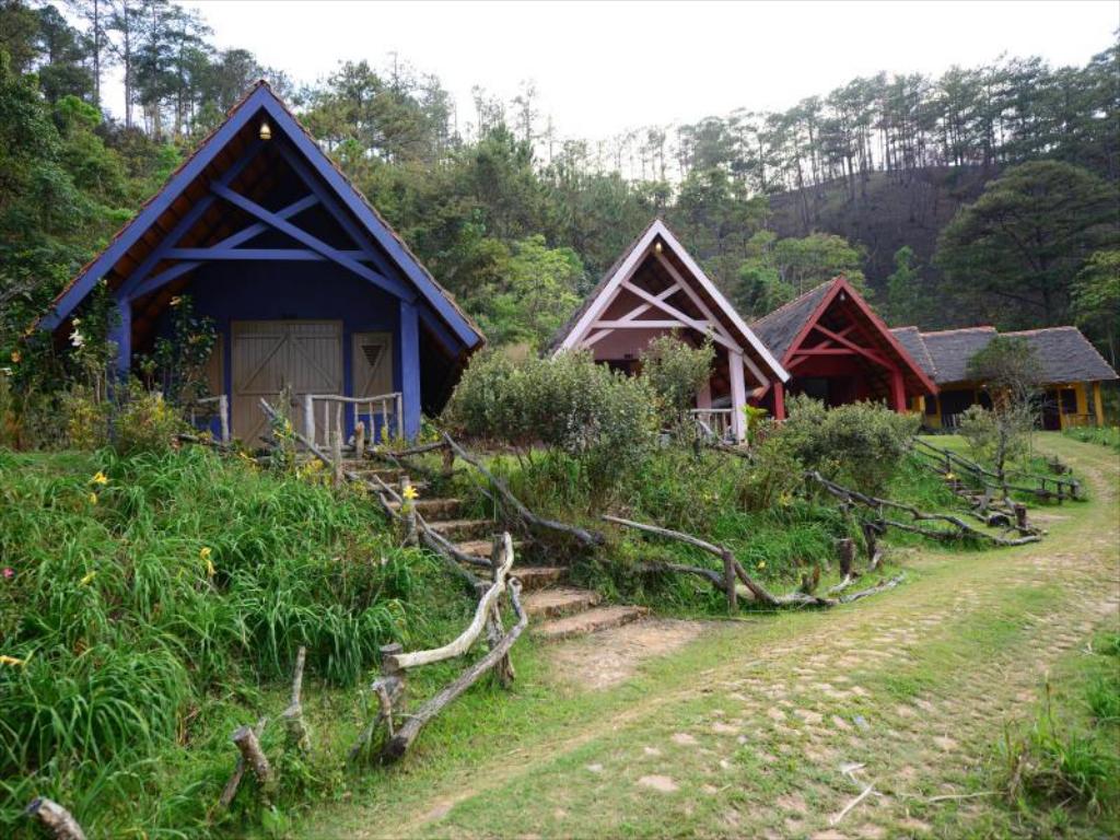 Làng Cù Lần Đà Lạt - Khu du lịch sinh thái nằm yên bình dưới đỉnh LangBiang hùng vĩ 2