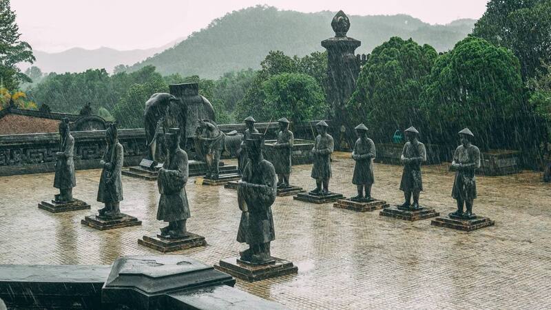 Kinh nghiệm khám phá 7 lăng tẩm Huế đầy đủ và bổ ích nhất 15