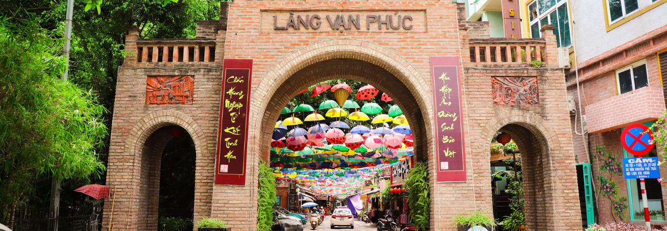 Làng lụa Vạn Phúc - Khám phá nét đẹp truyền thống lụa gấm Việt Nam