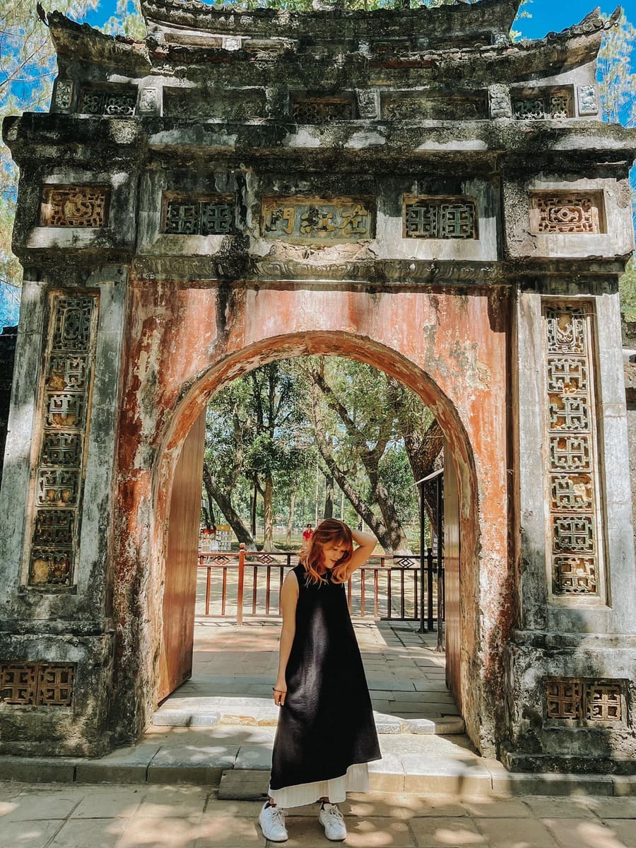 Lăng Minh Mạng, điểm đến rực rỡ sắc màu tại thành phố Huế 6