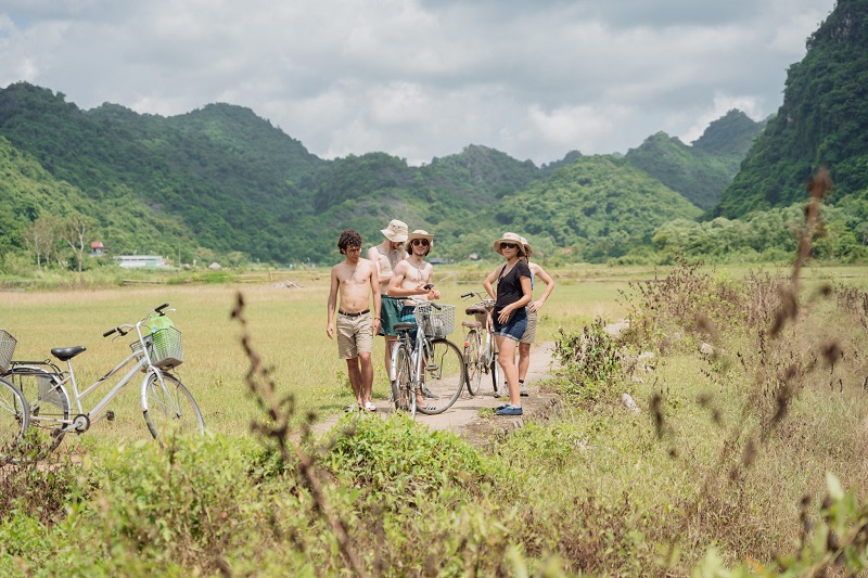Khám phá làng Việt Hải viên ngọc thô giữa lòng Cát Bà Hải Phòng 4