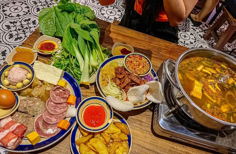 Top 8 lẩu bò Sài Gòn ngon nức tiếng bạn nên thử ngay 4