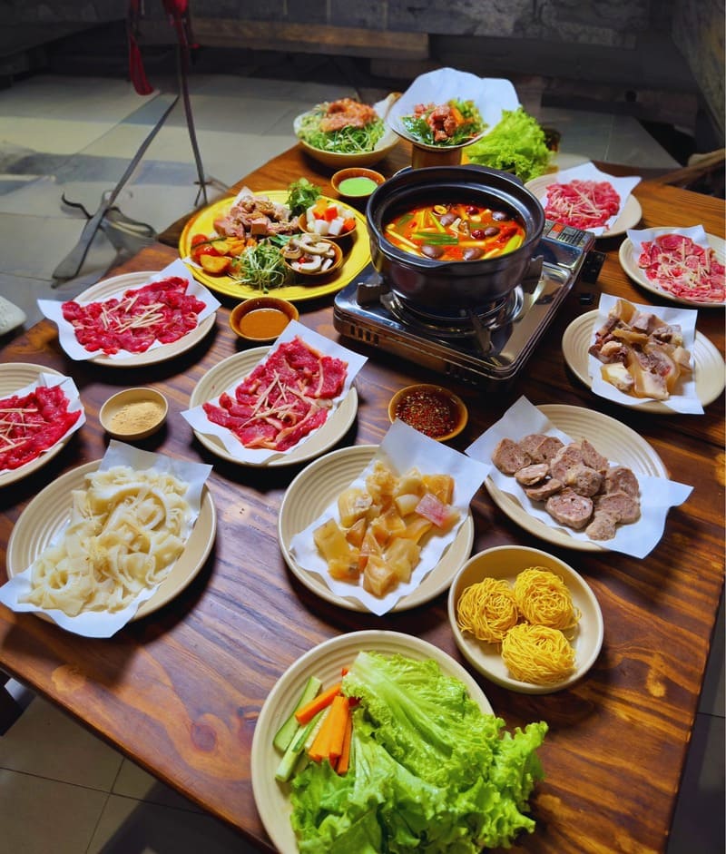 Top 8 lẩu bò Sài Gòn ngon nức tiếng bạn nên thử ngay 6