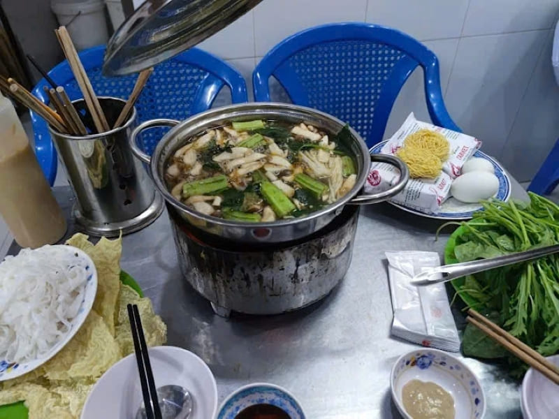 Top 8 lẩu bò Sài Gòn ngon nức tiếng bạn nên thử ngay 7