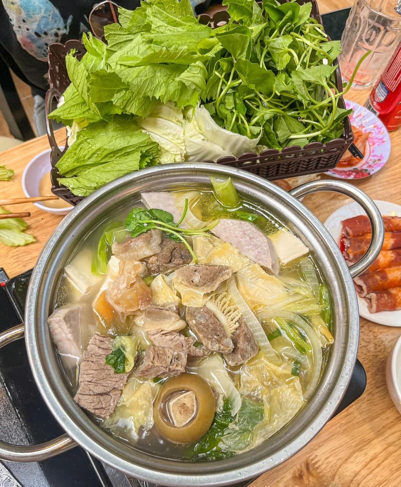 Top 8 lẩu bò Sài Gòn ngon nức tiếng bạn nên thử ngay 8