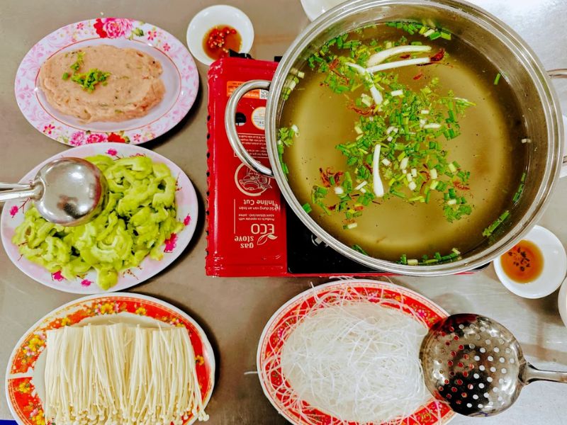 7 quán lẩu cá thác lác khổ qua ngon khó cưỡng tại Sài Gòn 2