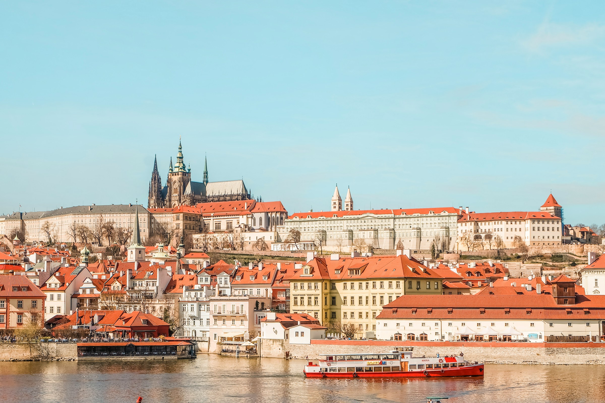 Lâu đài Praha, điểm sáng kiến trúc lẫy lừng Cộng hòa Séc 3
