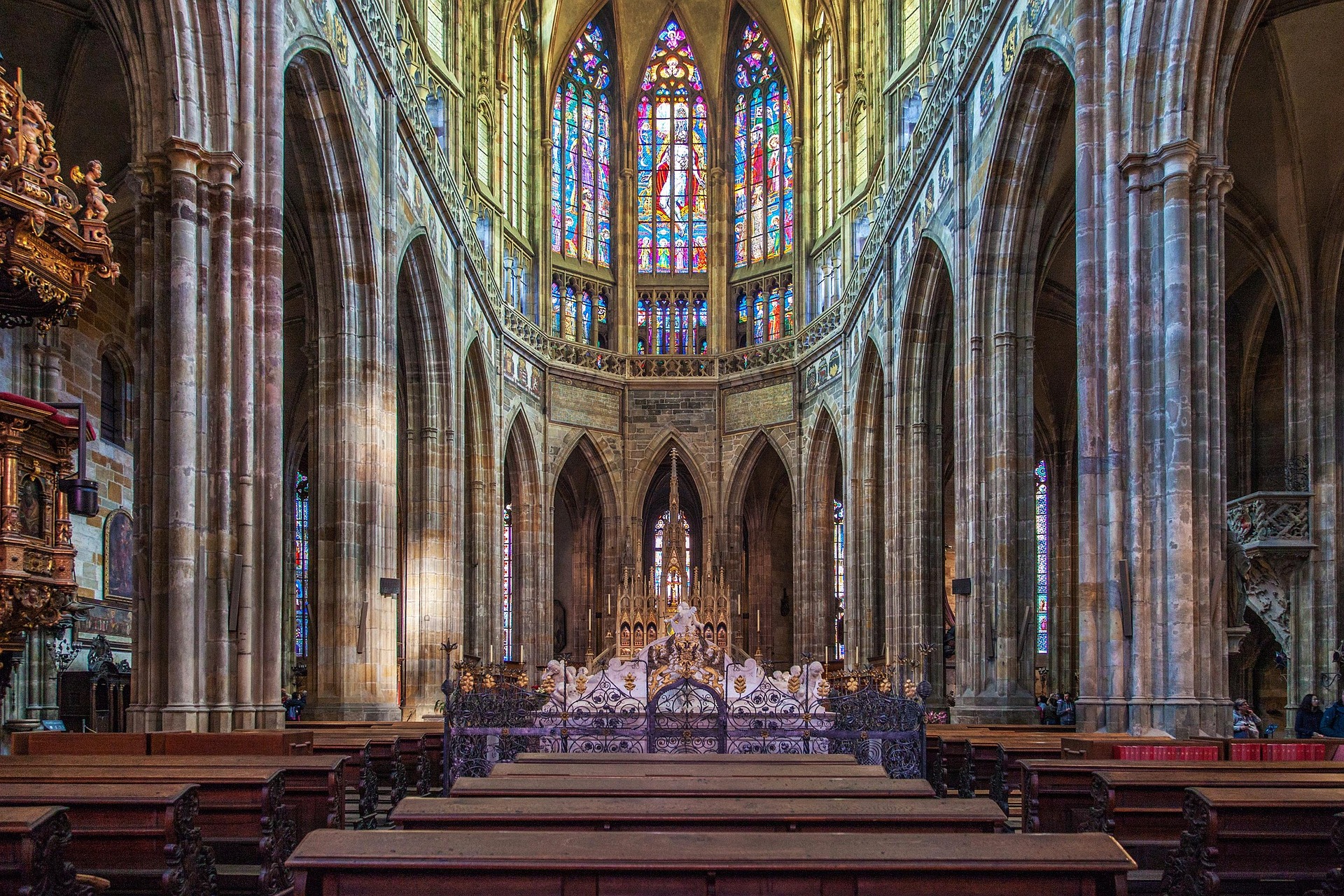 Lâu đài Praha, điểm sáng kiến trúc lẫy lừng Cộng hòa Séc 5