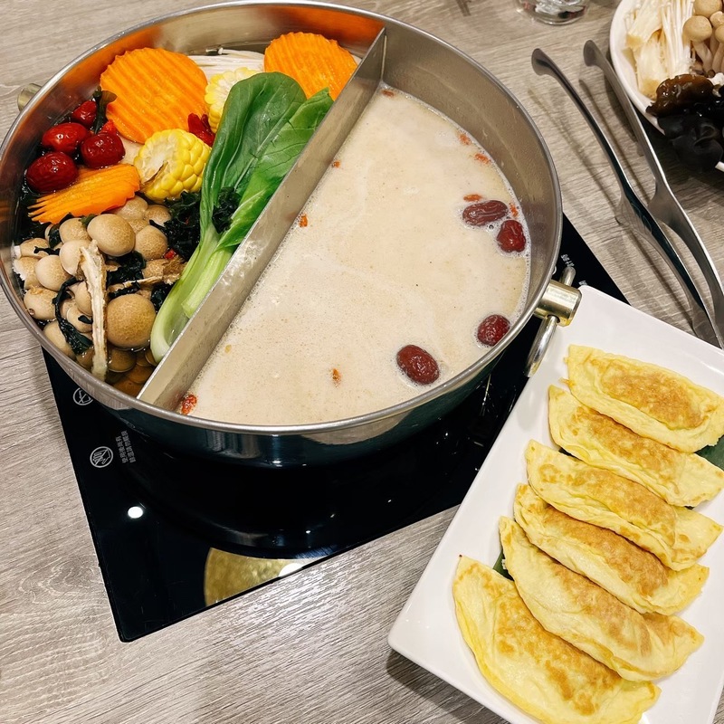 Lẩu uyên ương: Hương vị lãng mạn trong nồi lẩu hai ngăn 6