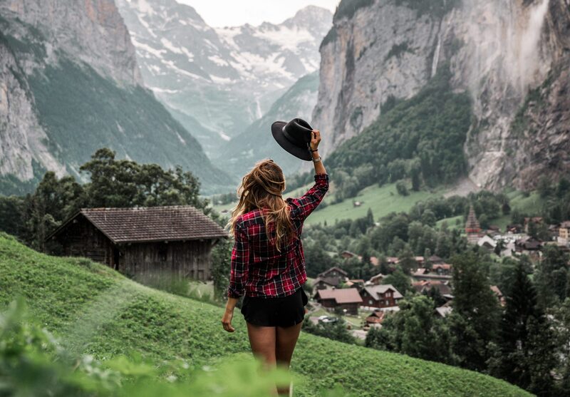 Lauterbrunnen thị trấn cổ tích ẩn sâu trong dãy núi Alps Thụy Sĩ 3