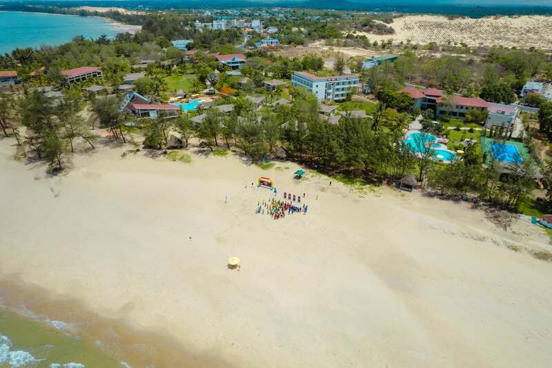 Lazi Beach Resort Mỏm Đá Chim, resort xinh đẹp giữa vùng biển Lagi 2