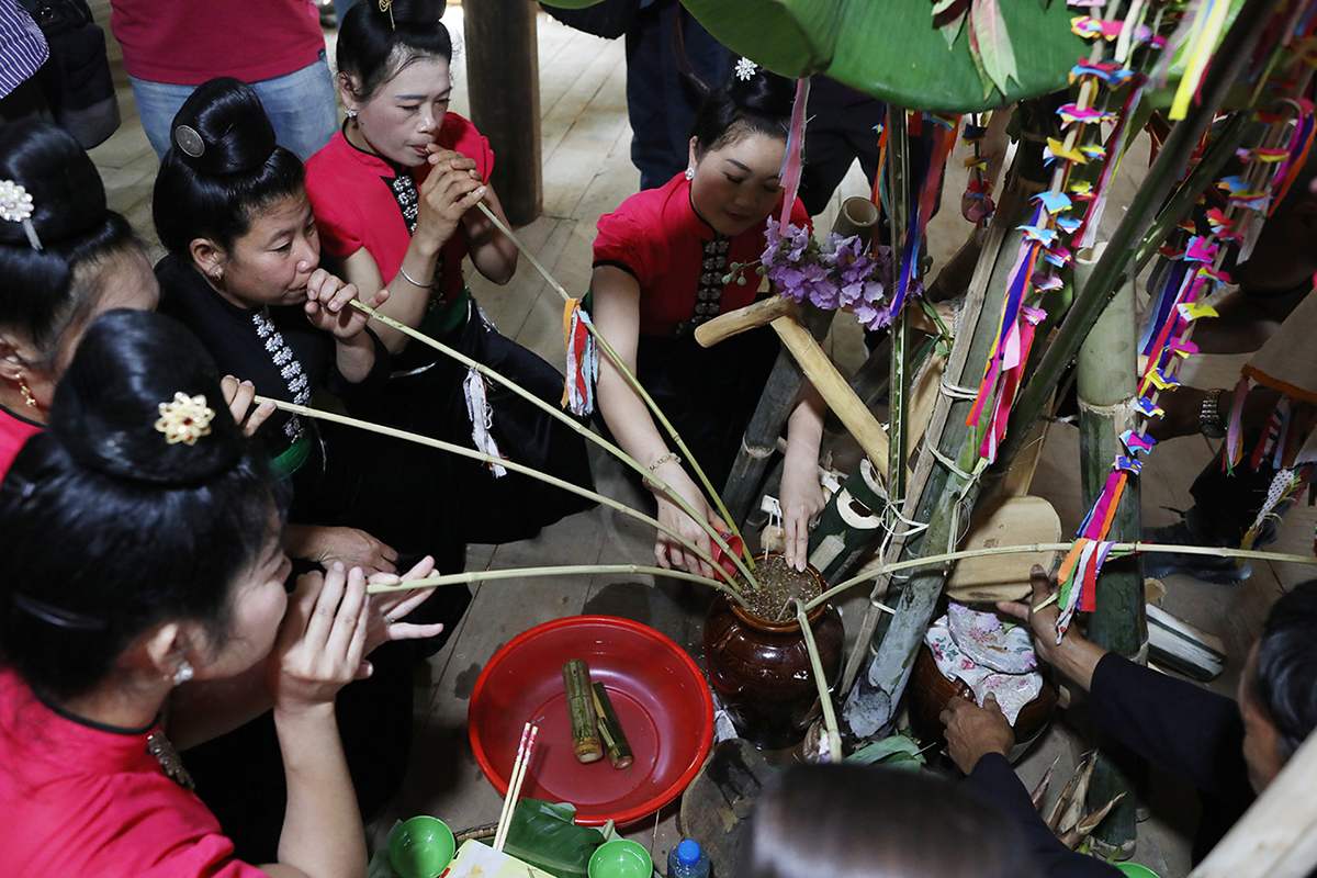 Lễ cầu an của người La Ha, nét đẹp văn hóa của đồng bào vùng cao 8