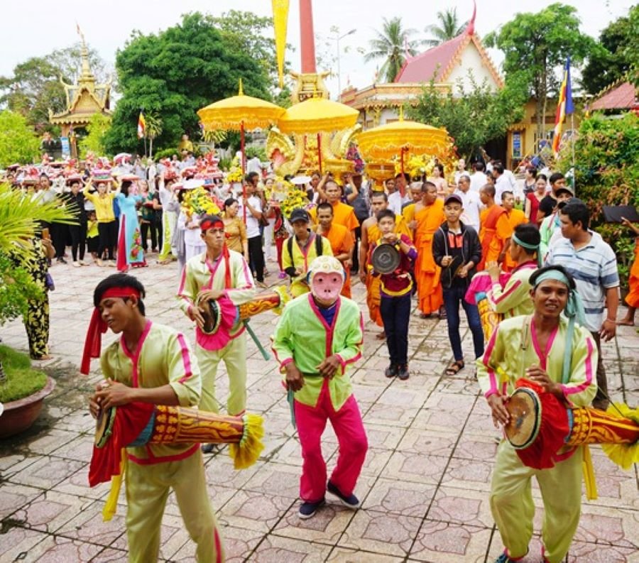 Lễ dâng y Kathina tại chùa Monivongsa, nét đẹp truyền thống Phật giáo Nam tông Khmer 2
