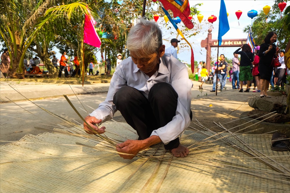 Lễ giỗ tổ làng mộc Kim Bồng Hội An - Vinh danh sự tinh hoa của tổ nghề mộc Kim Bồng 6