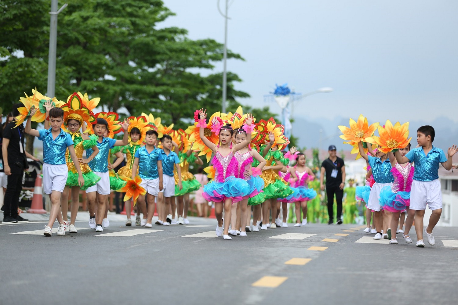 Lễ hội Carnaval Hạ Long - Hòa chung những giai điệu vui tươi trong ngày hội 15