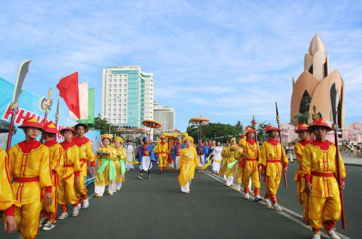 Lễ hội Cầu Ngư - Bản sắc văn hóa độc đáo của vùng đất Nha Trang 9