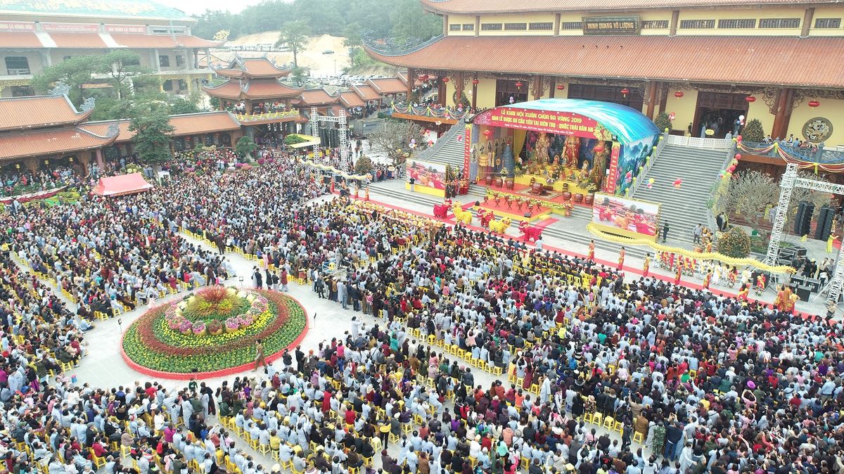 Lễ hội chùa Ba Vàng - Mang ý nghĩa an lành, lòng biết ơn về cội nguồn 3