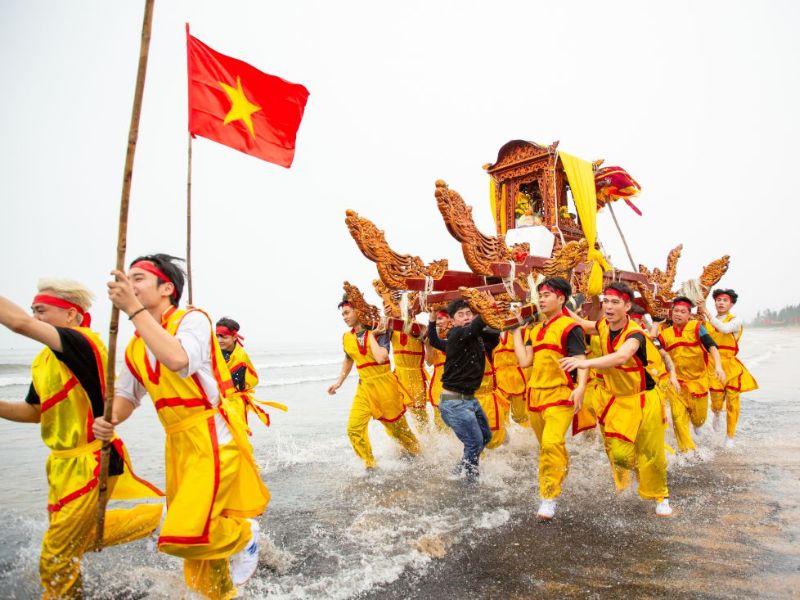 Lễ hội Đền Cờn và tín ngưỡng thờ Tứ vị Thánh Nương 6