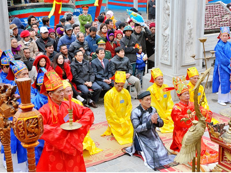 Lễ hội Đền Cờn và tín ngưỡng thờ Tứ vị Thánh Nương 3