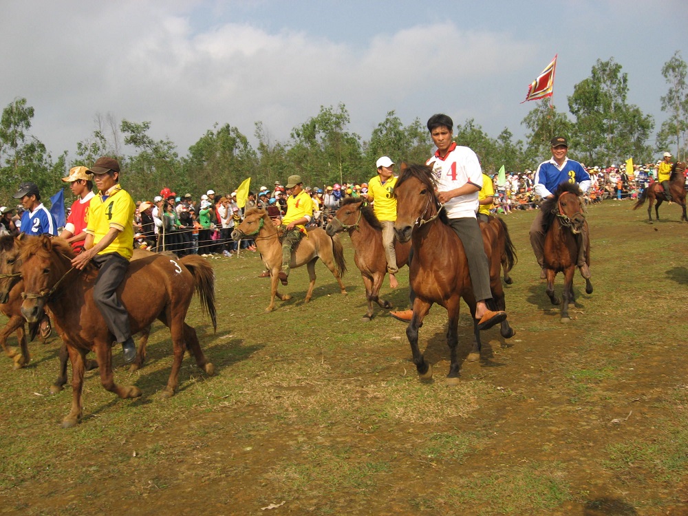 Lễ hội đua ngựa Gò Thì Thùng - Nét văn hóa đặc sắc của Phú Yên 2