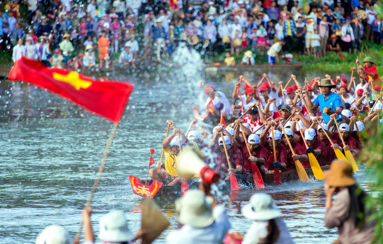 Lễ hội đua thuyền truyền thống Quảng Bình, nét văn hóa miền sông nước Lệ Thủy 7