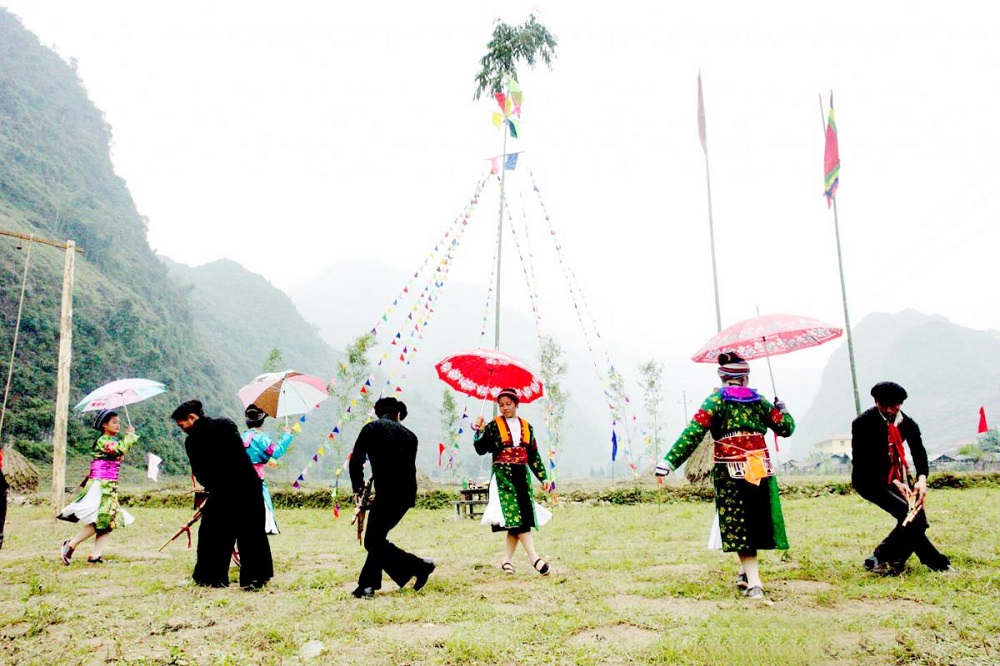 Lễ hội Gầu Tào Hà Giang - Lễ hội đặc sắc của đồng bào người Mông 6