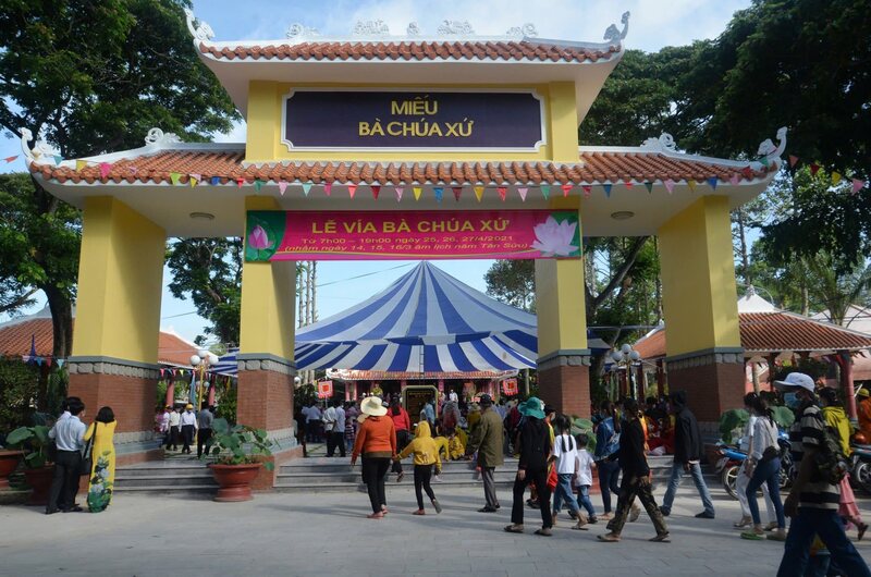 Sắc màu văn hóa Lễ hội Gò Tháp rực rỡ miền Tây Nam Bộ 3