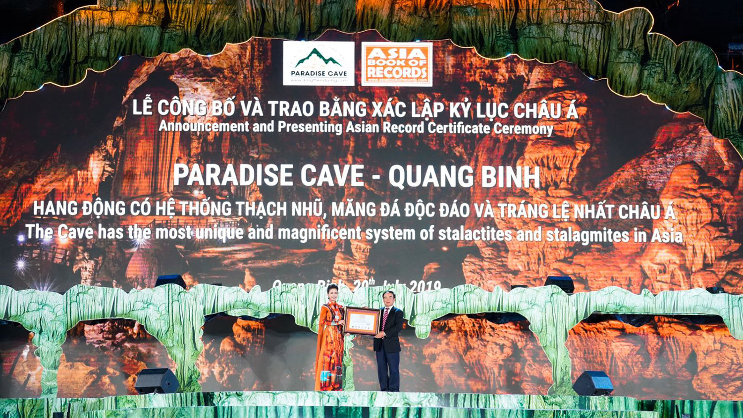 Lễ hội hang động Quảng Bình, đặc sắc chuỗi sự kiện văn hóa nghệ thuật 8