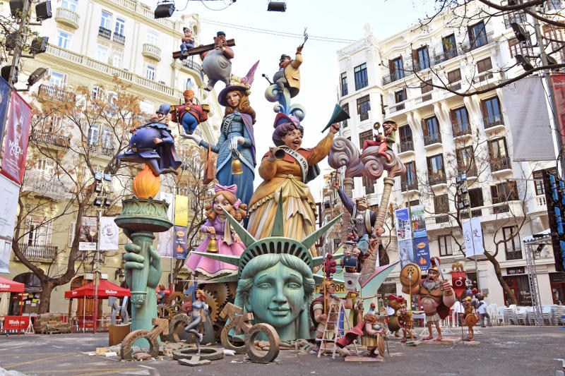 Lễ hội hình nộm Fallas độc đáo chỉ có tại Tây Ban Nha 7