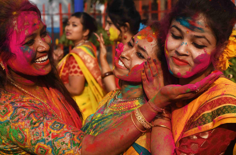 Hòa mình vào lễ hội Holi rực rỡ sắc màu chỉ có tại Ấn Độ 8