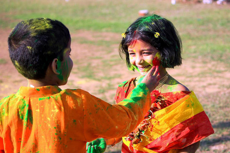 Hòa mình vào lễ hội Holi rực rỡ sắc màu chỉ có tại Ấn Độ 10