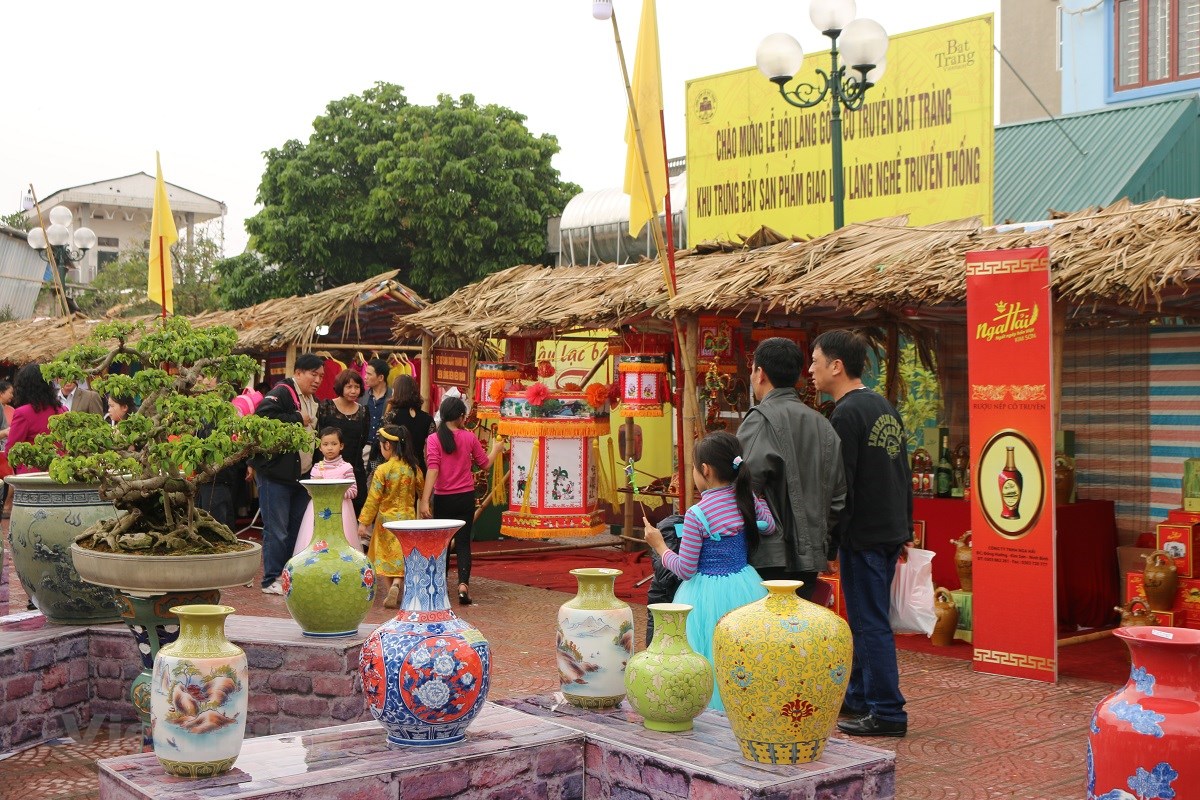 Lễ hội làng nghề Bát Tràng - Lễ hội làng nghề lâu đời của Việt Nam 3