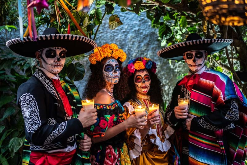Lễ hội Người chết (Día de Muertos) bước ra từ bộ phim điện ảnh Coco 18