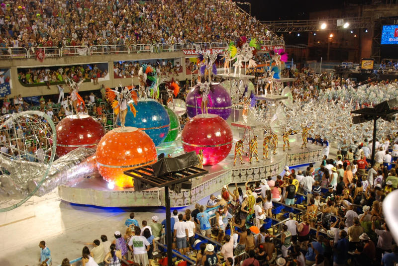 Tham gia Lễ hội Rio Carnival đầy màu sắc lớn nhất Brazil 5