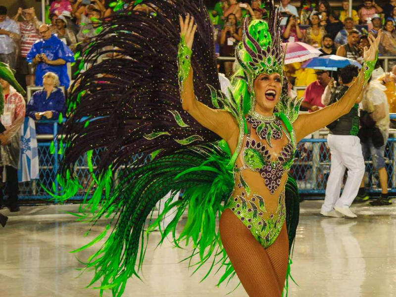 Tham gia Lễ hội Rio Carnival đầy màu sắc lớn nhất Brazil 8