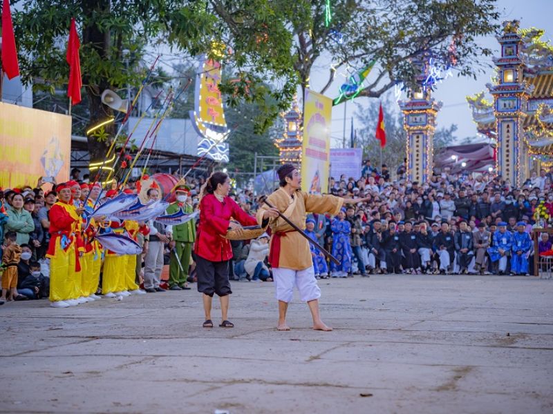 7 lễ hội Tết đậm đà bản sắc văn hóa từ ngàn xưa 11