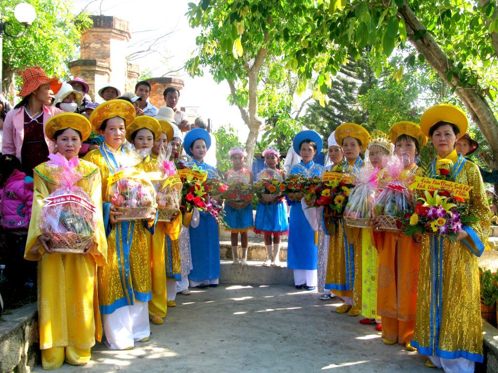 Lễ hội Tháp Bà Ponagar Nha Trang - Hòa mình vào không khí rộn ràng của lễ hội tôn giáo lớn nhất Nha Trang