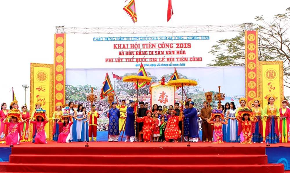 Lễ hội Tiên Công - Lễ hội rước người độc đáo ở Hà Nam, Quảng Ninh 2