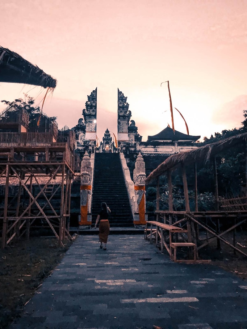 Lempuyang temple, một trong sáu kỳ quan mới của thế giới tại Bali 6