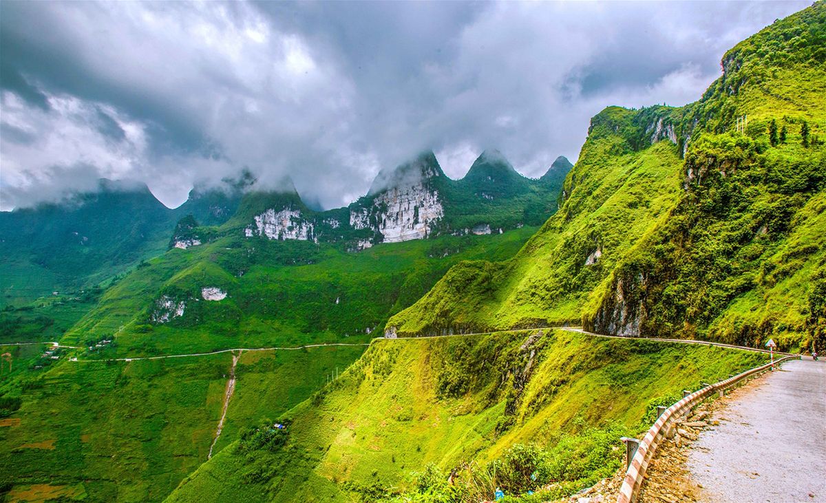 Lên Cửa khẩu Săm Pun Hà Giang, chiêm ngắm sự hùng vĩ của đất trời 3