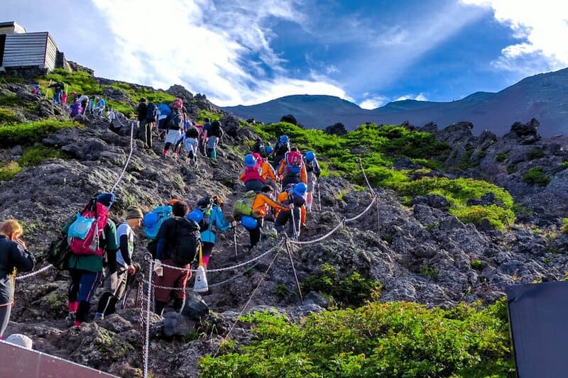 Trải nghiệm leo núi Phú Sĩ và chiêm ngưỡng tuyệt sắc thắng cảnh 2