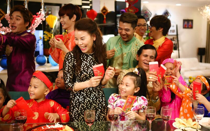 Phong bao lì xì đầu năm đỏ thắm trở thành biểu tượng của may mắn 3