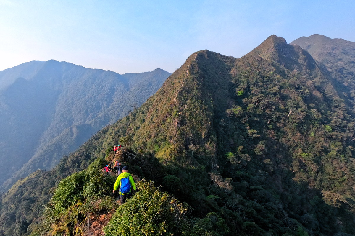 Lịch trình trekking Tà Xùa 3N2Đ - 72 giờ leo núi săn mây 13