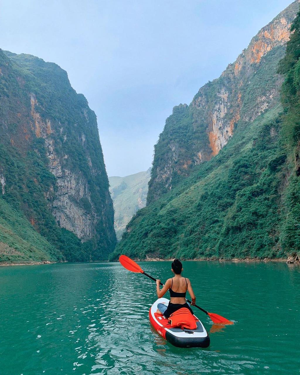 Lịch trình trekking và chèo Kayak trên cao nguyên đá, bạn đã biết chưa? 11