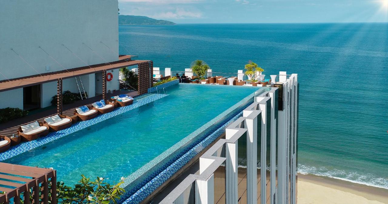 List khách sạn Đà Nẵng có hồ bơi vô cực đẹp khó cưỡng