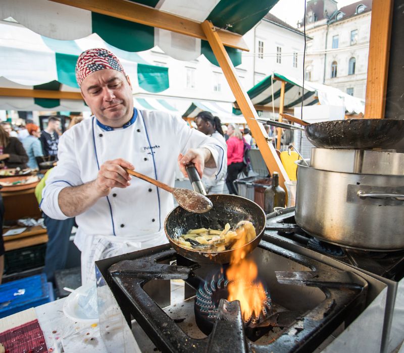 Du lịch Ljubljana (Slovenia): Kinh nghiệm khám phá thành phố cổ tích 17
